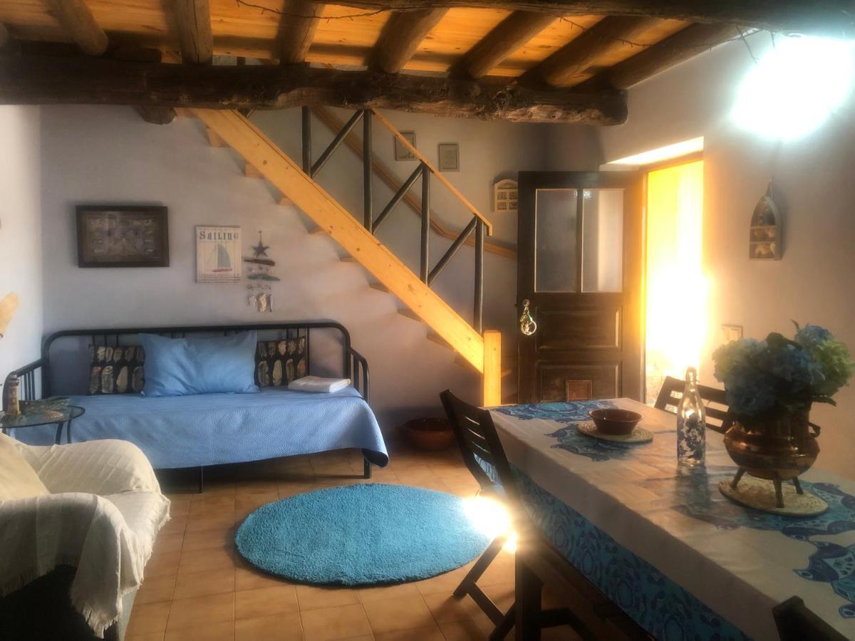 Casal Dos Carpinteiros - Carpenters Couple Holiday home *